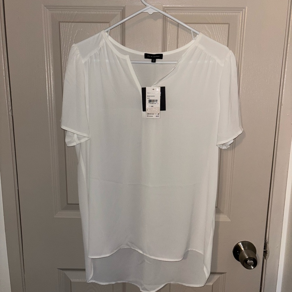 Pleione Classic White Blouse